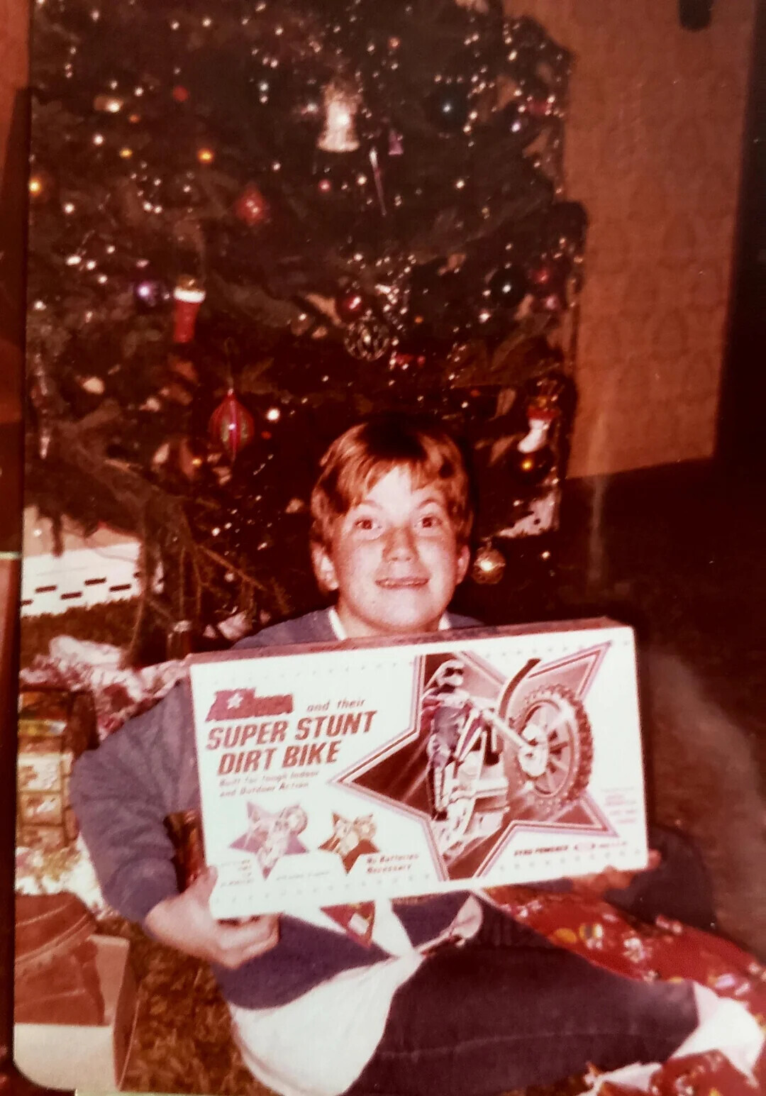 and their SUPER STUNT DIRT BIKE Must for Indust and Bordony Action on - . Barrenes - - - - 25 -