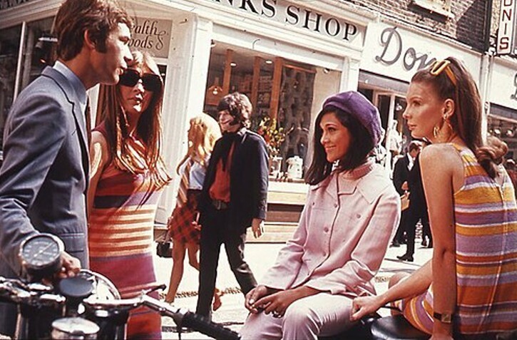 20 Photos of the 1960s Changing With the Times