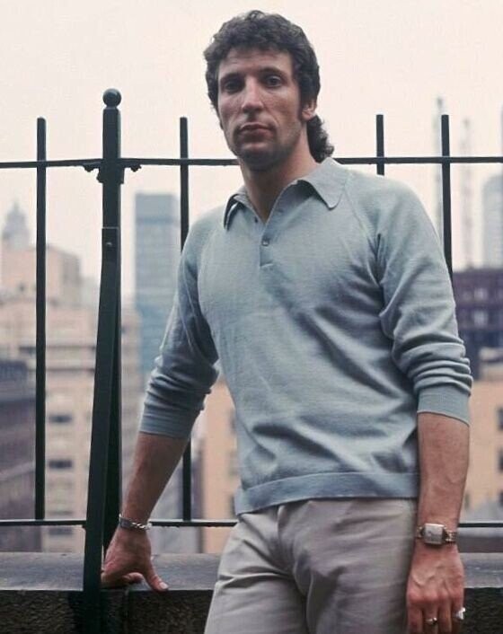 It's Not Unusual to See These Tom Jones Songs and Pics