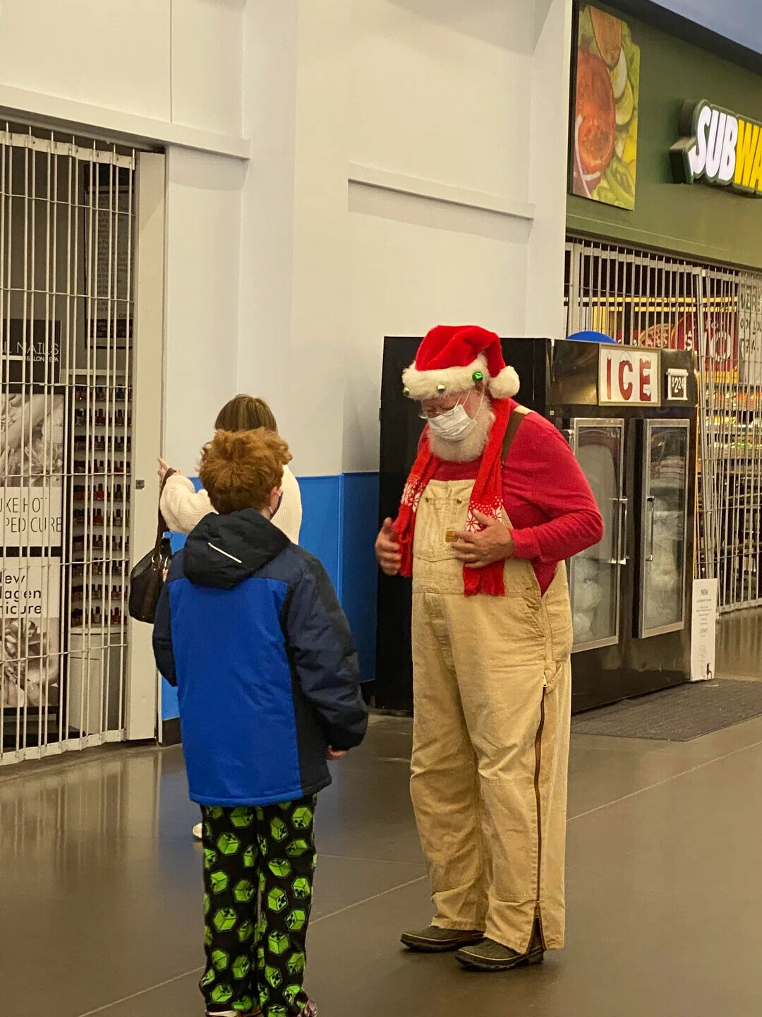 People of Walmart Celebrating the Holiday Season