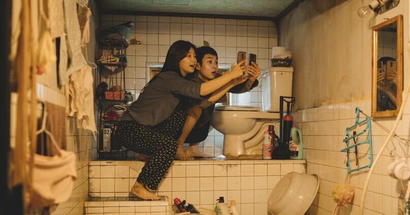 20 Movies Where Having No Money Was The Magic