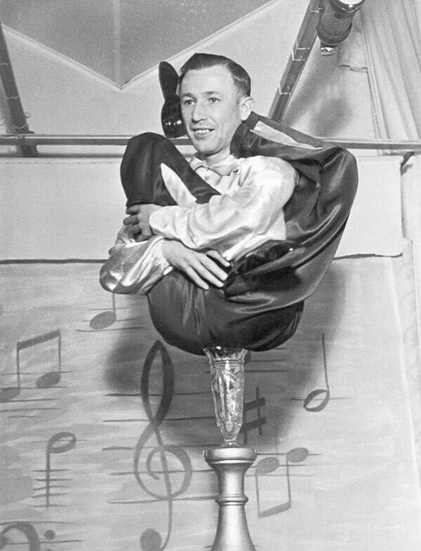 Creepy-Cool Vintage Circus Photos