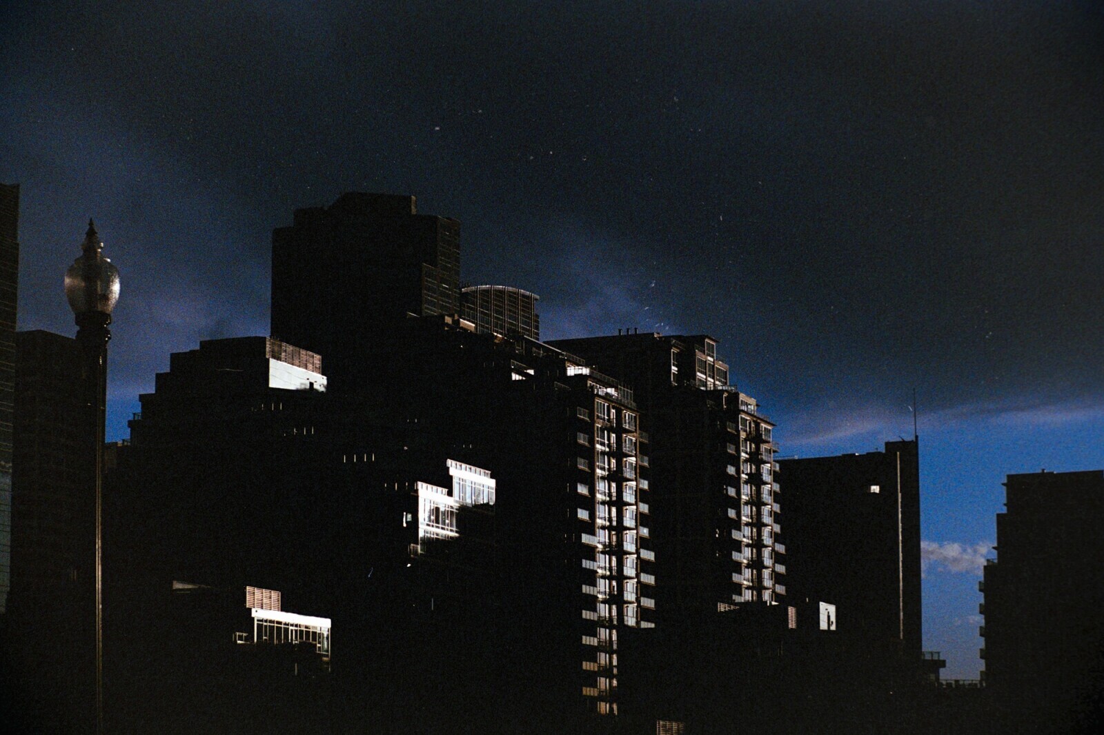 Candid Shots of Life Seen Through a 35mm Lens