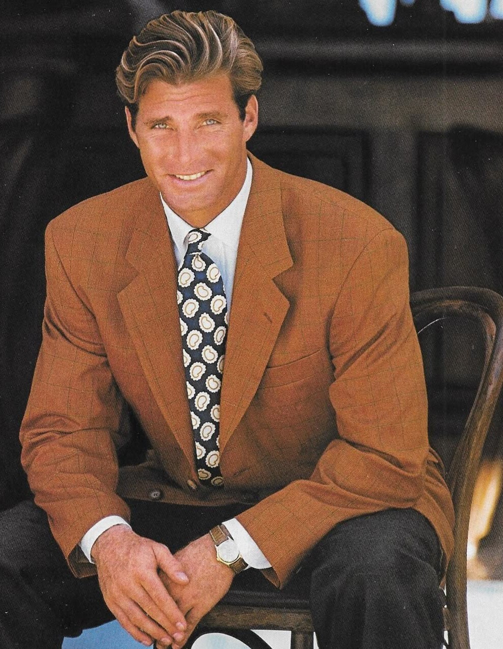 How to Tie a Tie: 1970s Edition