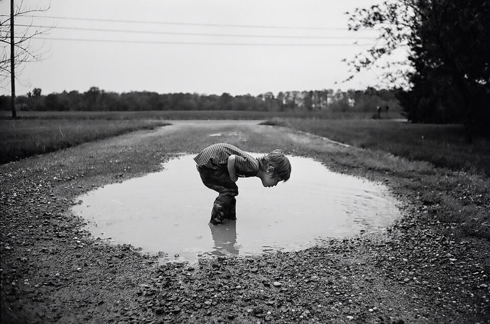 Candid Shots of Life Seen Through a 35mm Lens