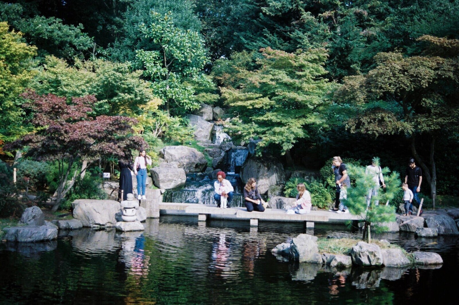 Candid Shots of Life Seen Through a 35mm Lens