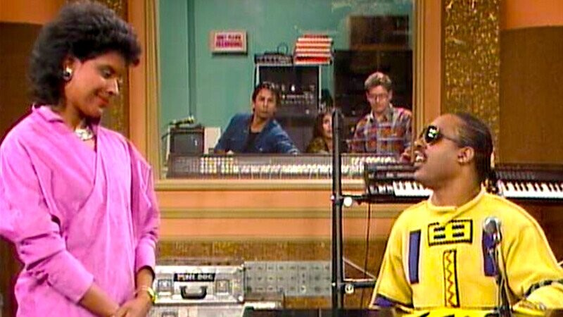 32 Bits of Classic TV Trivia to Enjoy on A Brown Tweed Couch in A Wood-Paneled Basement
