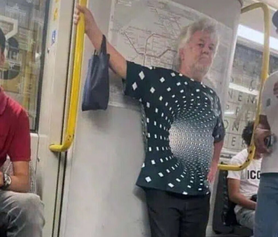 20 Photos Where We're at a Loss for What's Going On