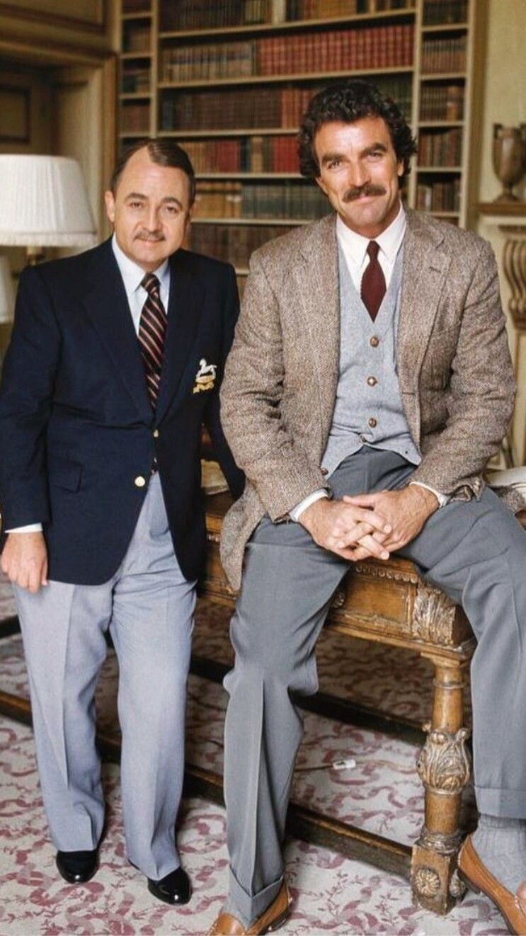 How to Tie a Tie: 1970s Edition