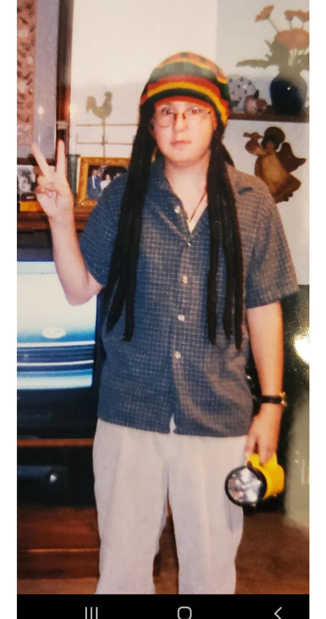 18 Embarrassing Photos People Might Regret Posting