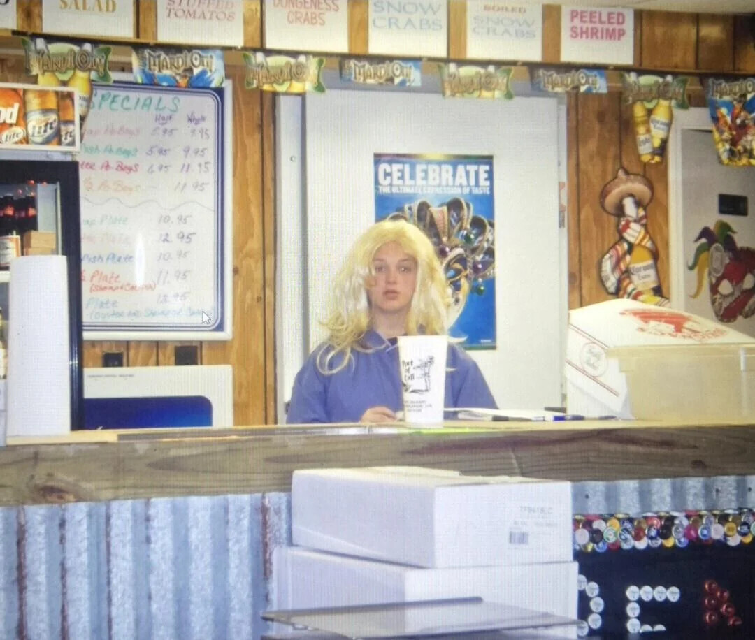 18 Embarrassing Photos People Might Regret Posting