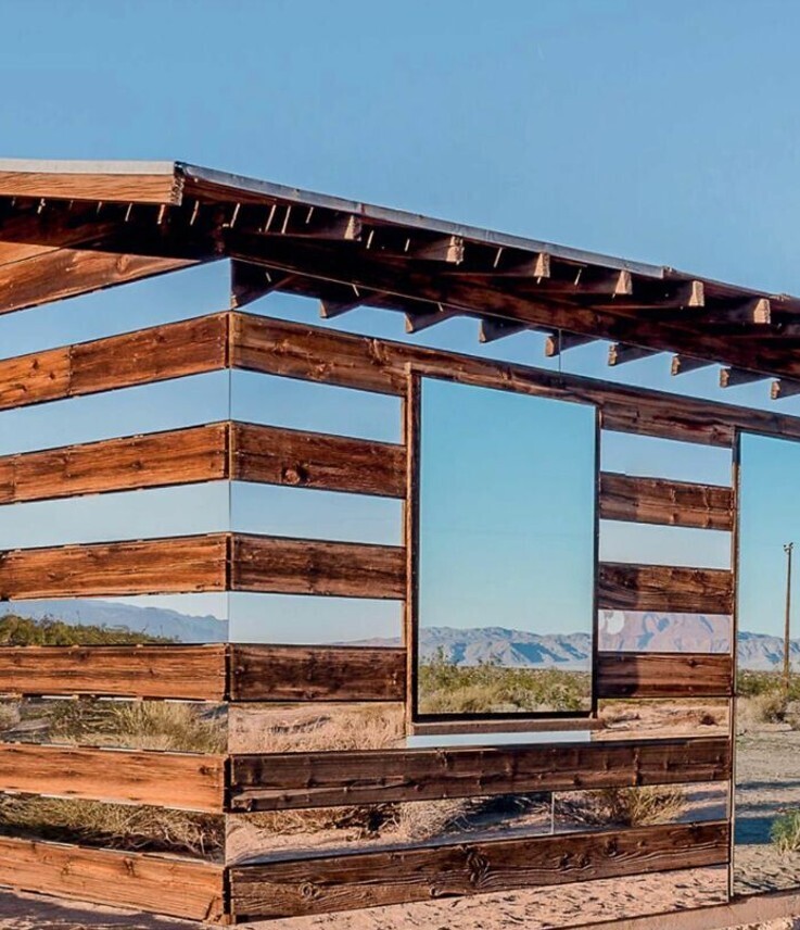 20 Photos Where We're at a Loss for What's Going On