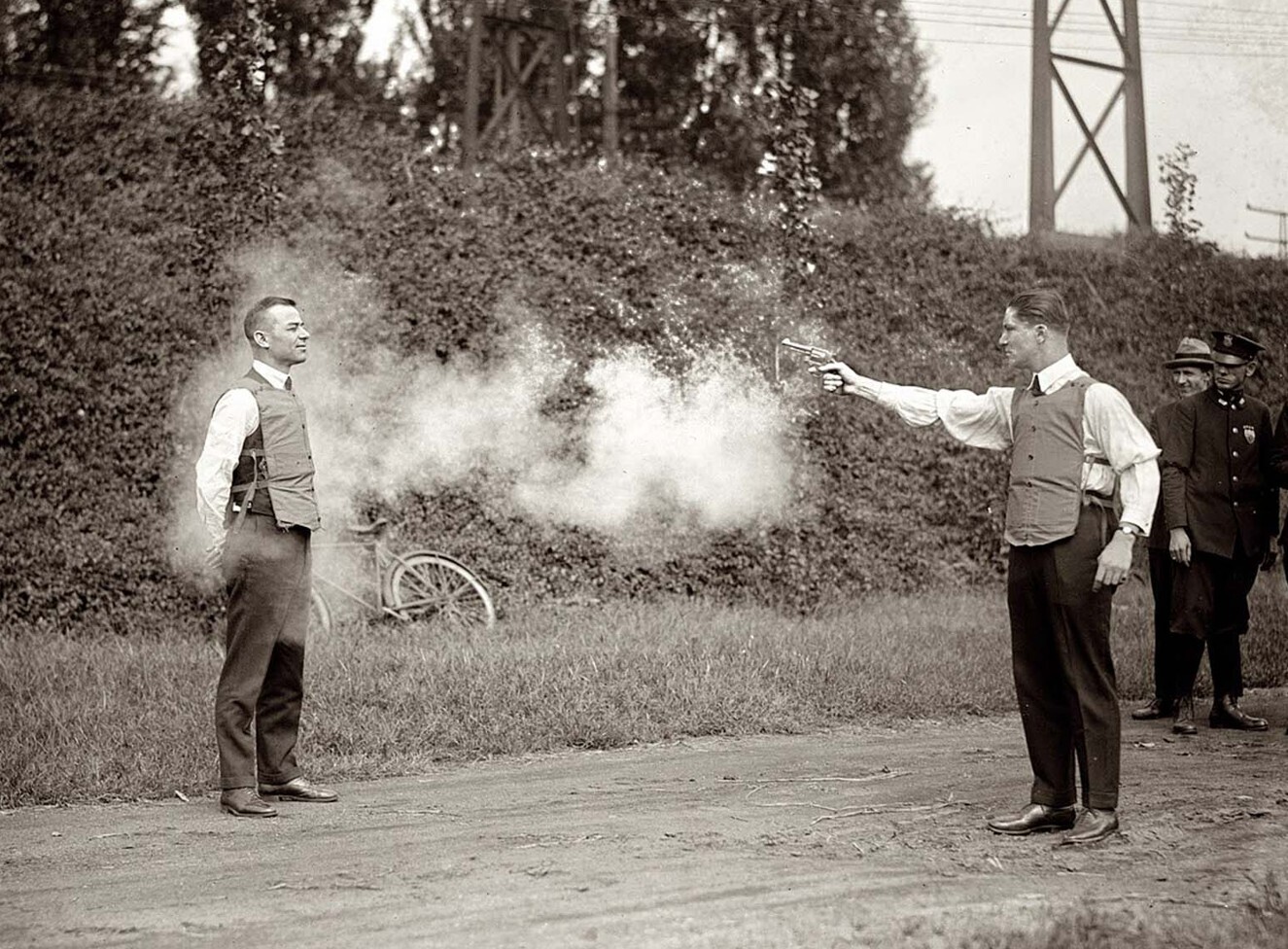 15 Photos Where History Doesn't Present Itself as Normal