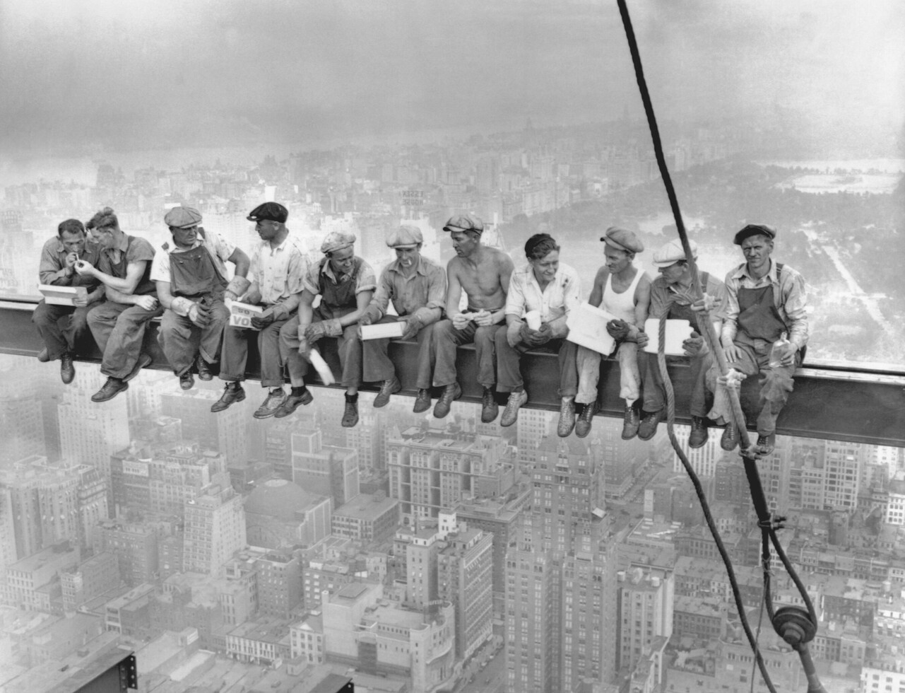 15 Photos Where History Doesn't Present Itself as Normal