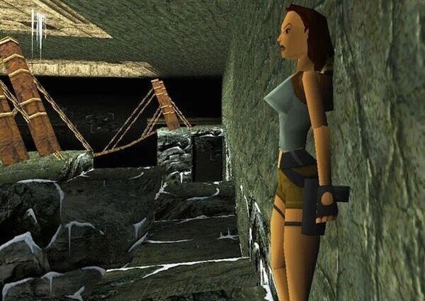Every Version of Lara Croft Seen from the Beginning