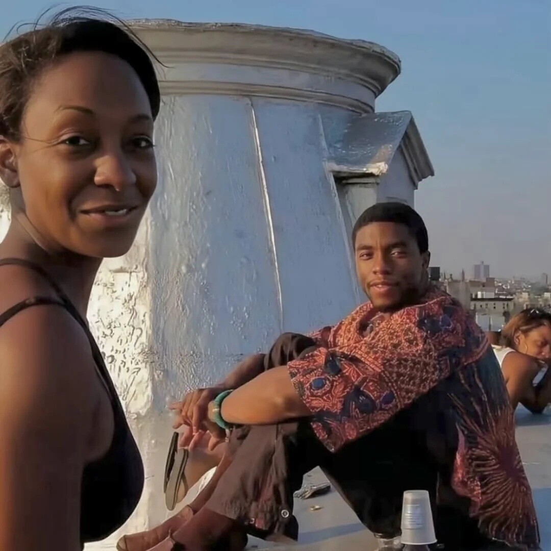 Classic Photos of Celebrities from Their College Days