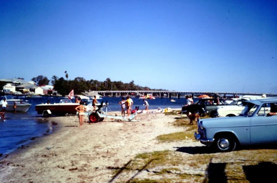 Photos Around the World Bringing the 1970s Heat