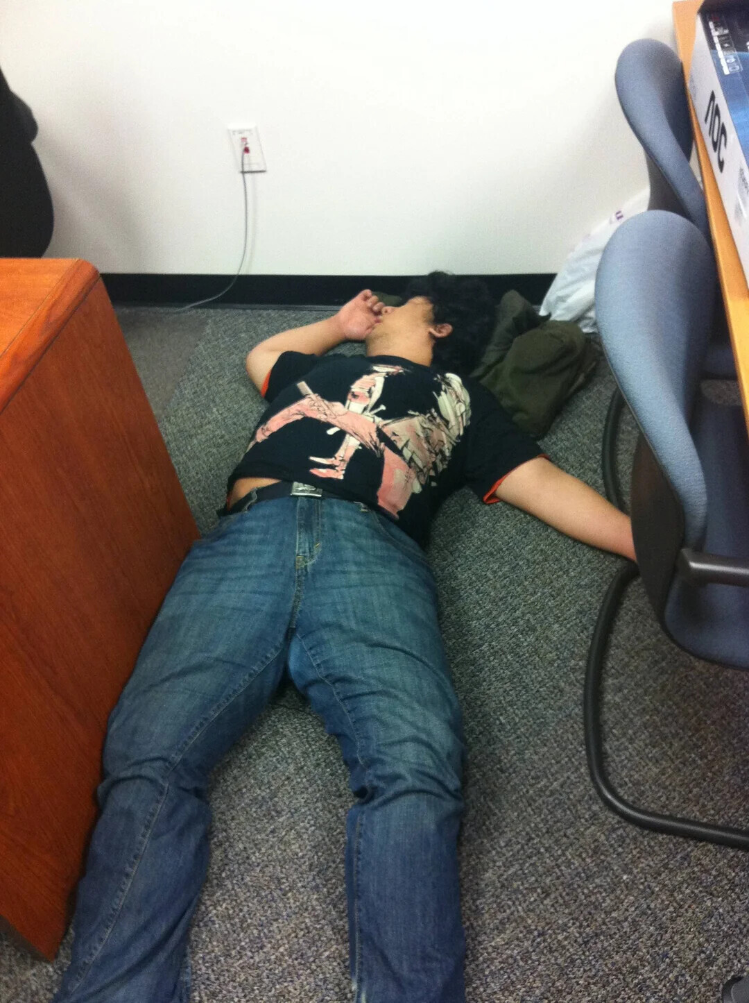 20 Coworkers You Wouldn't Want to Be Stuck Next To