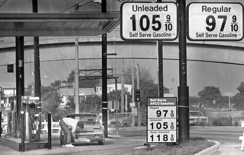 Death of the Muscle Car: The 1973 Gas Crisis in Photos