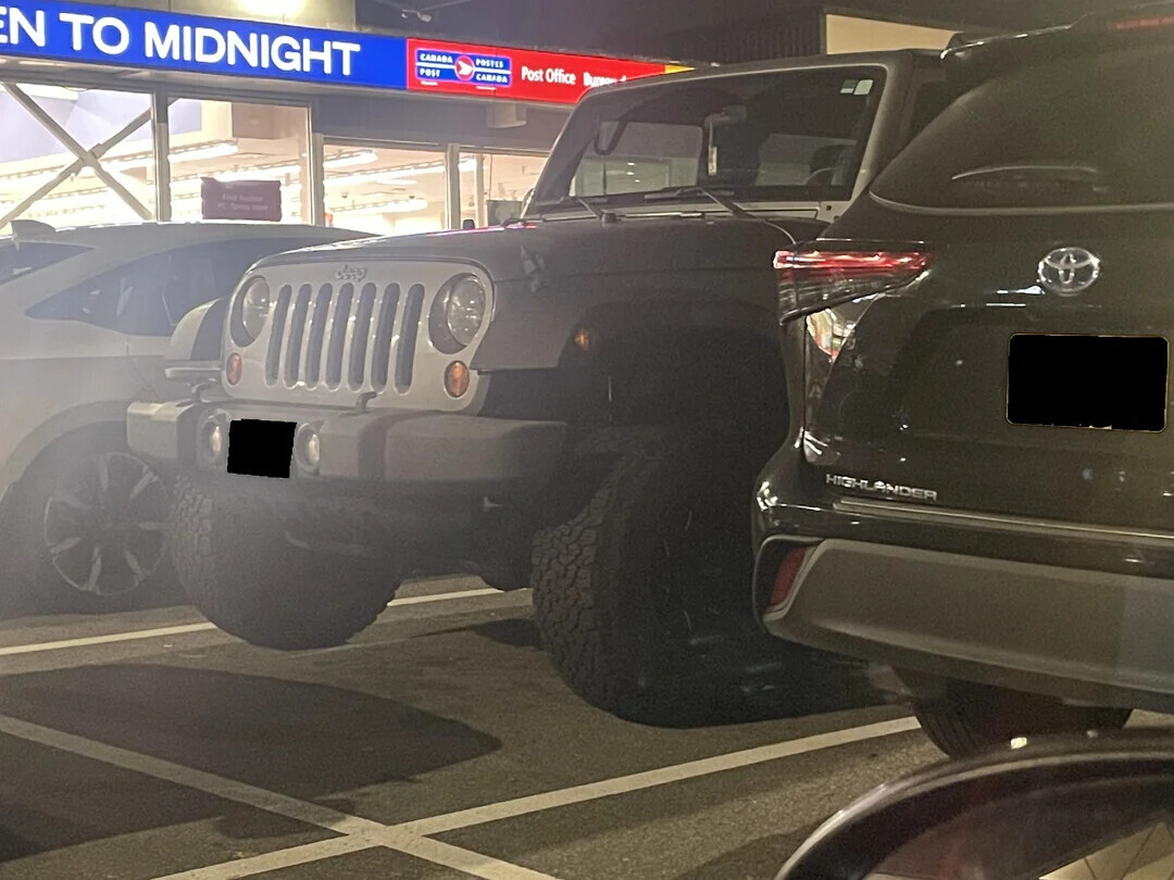 N TO MIDNIGHT CARABA POSTES Post Office Bur POST CARADA HIGHLANDER