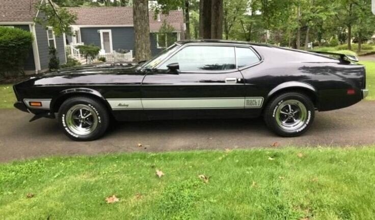 Death of the Muscle Car: The 1973 Gas Crisis in Photos