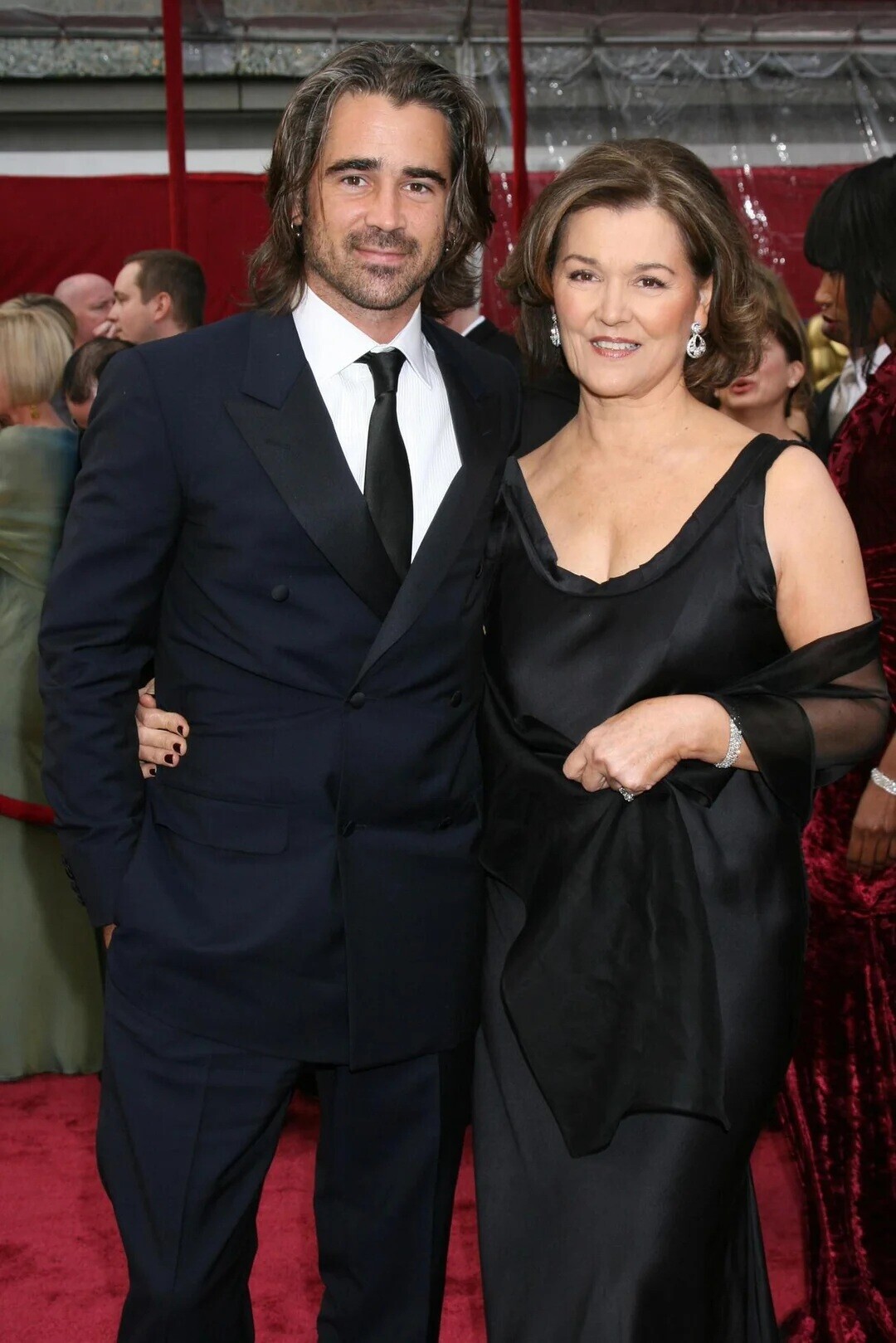 Red Carpet Moms Looking Better Than Their Dates