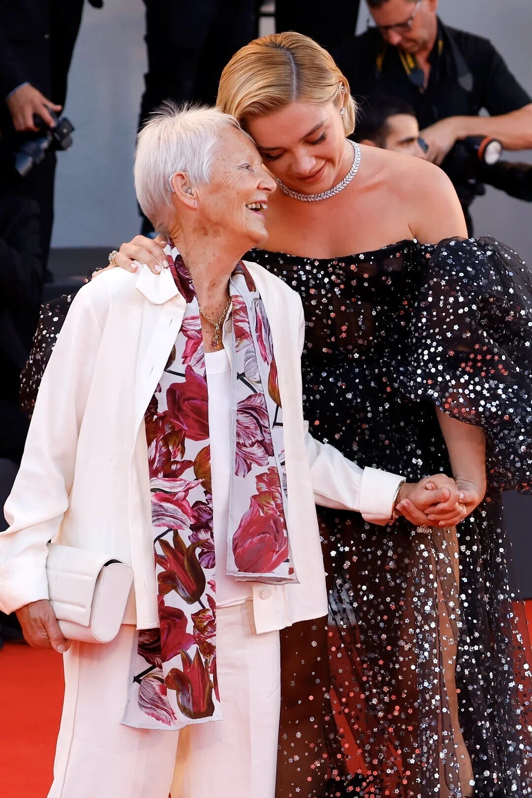 Red Carpet Moms Looking Better Than Their Dates