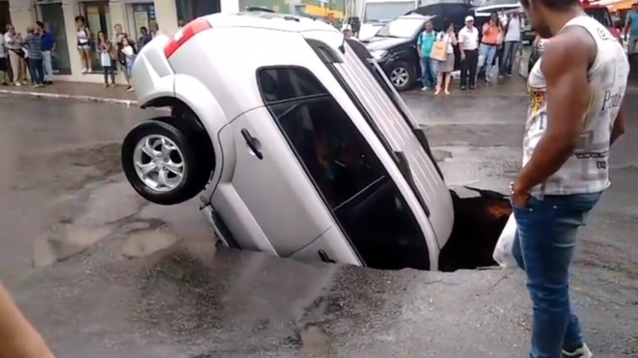 Photos Where Somebody Needed A Jet Pack