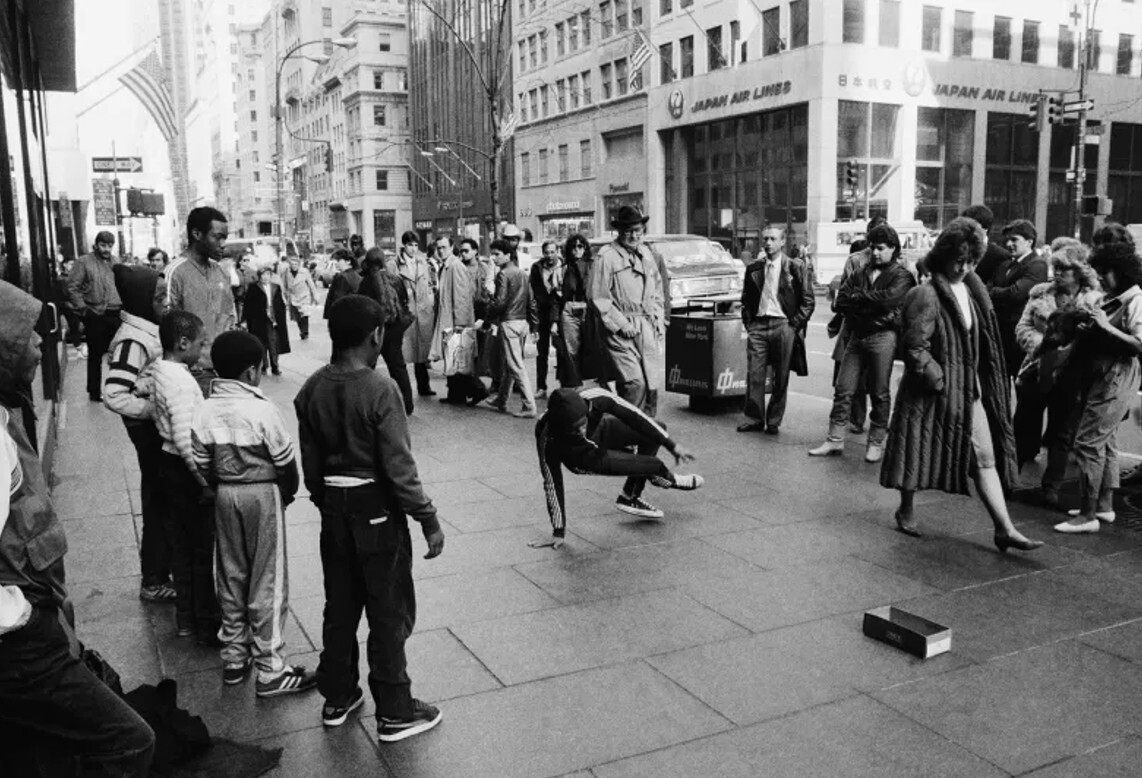 Fascinating Photos Showing the World in 1982