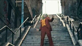 20 Iconic TV And Movie Locations (Ruined By Fans)