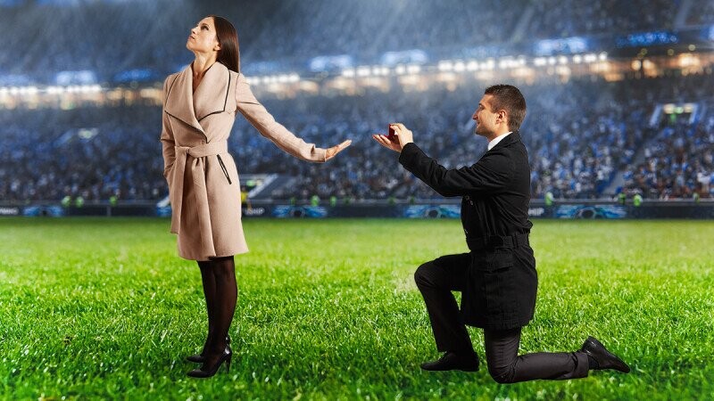 31 Highly Cringeworthy Moments of Secondhand Embarrassment