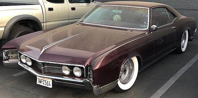 20 Classic Cars That Look Like They Belonged To A Supervillain