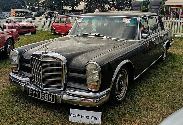 20 Classic Cars That Look Like They Belonged To A Supervillain