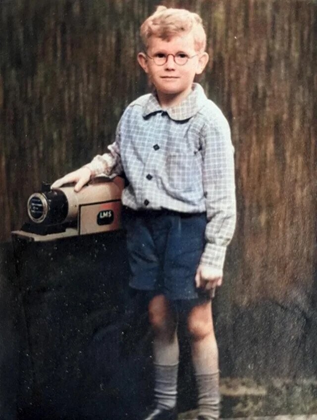 Classic Kodachrome Shots Bringing Color to the Past