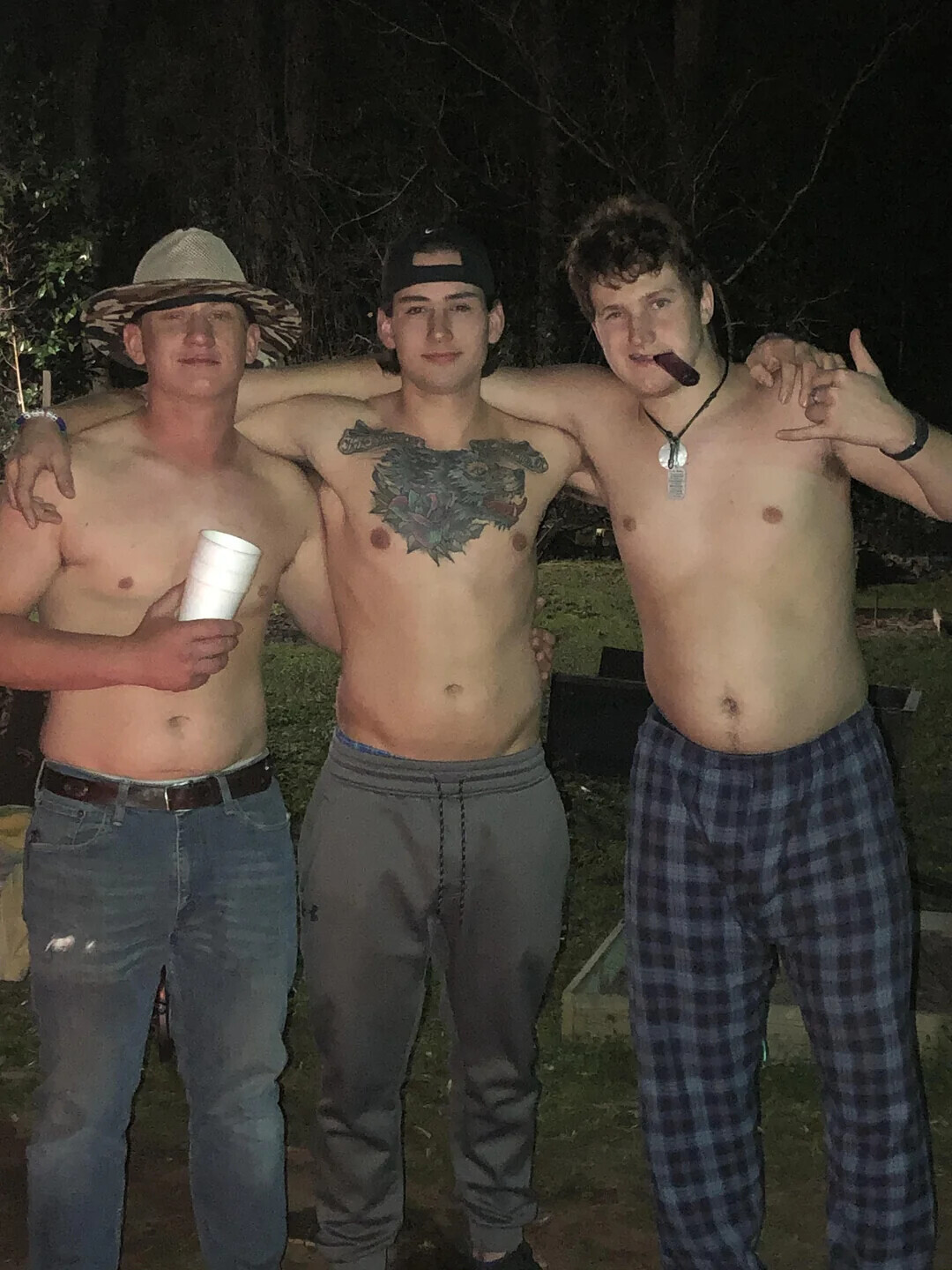 Photos That Look Totally Normal Until You Zoom In