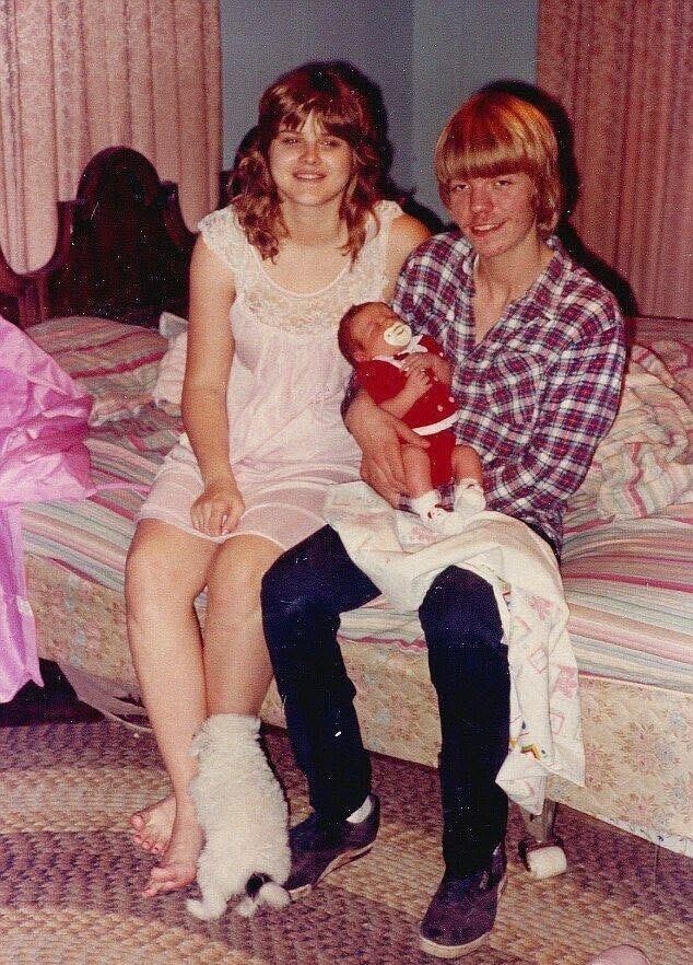 The Unique Life of Anna Nicole Smith in 20 Photos