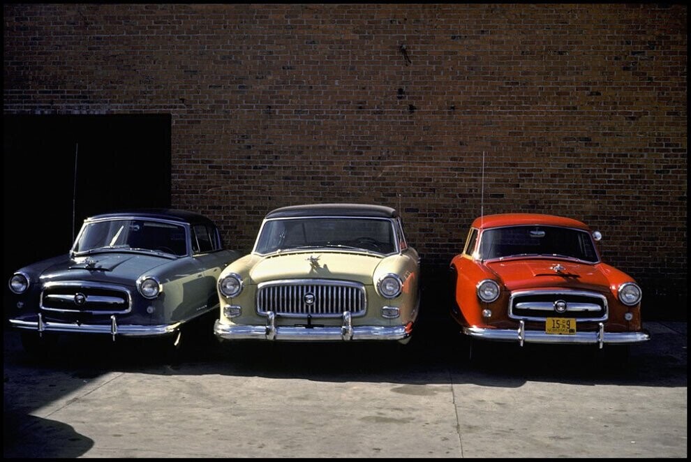 Photos That Deliver the American Dream’s Fake Promise