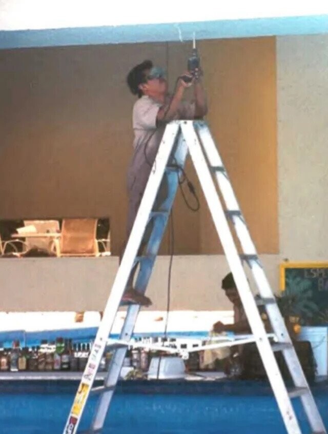 Photos Where Nobody Knows How to Use Power Tools