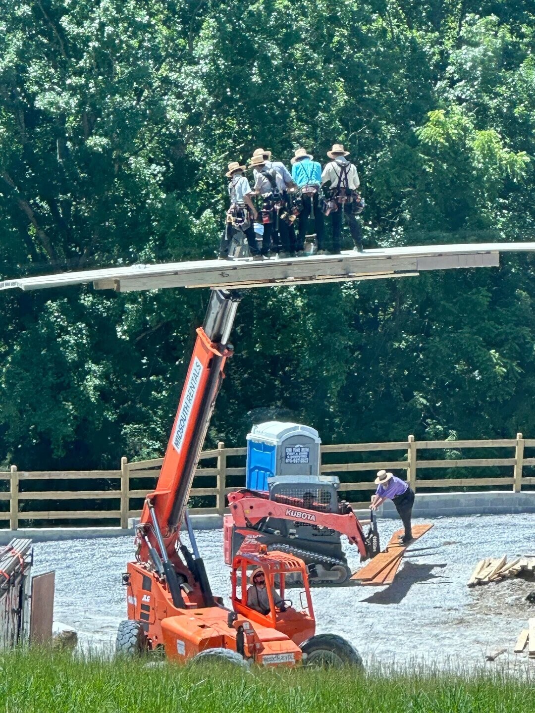 Photos Where Nobody Knows How to Use Power Tools