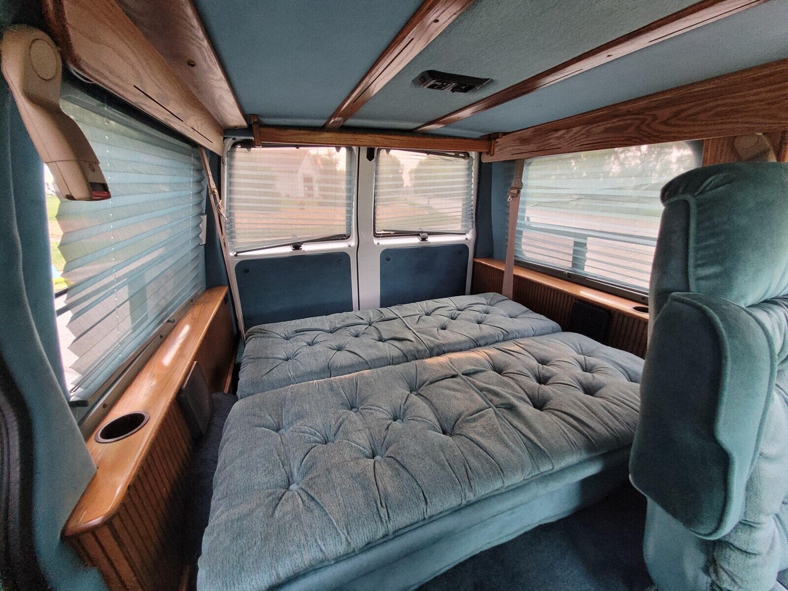 Classic Vans That Looked Like Rolling Bedrooms