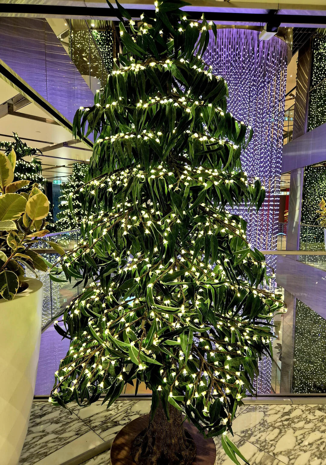 Cool & Interesting Christmas Things People Found