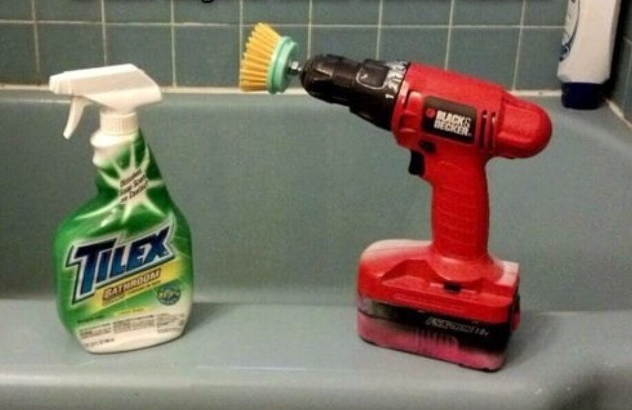 Photos Where Nobody Knows How to Use Power Tools