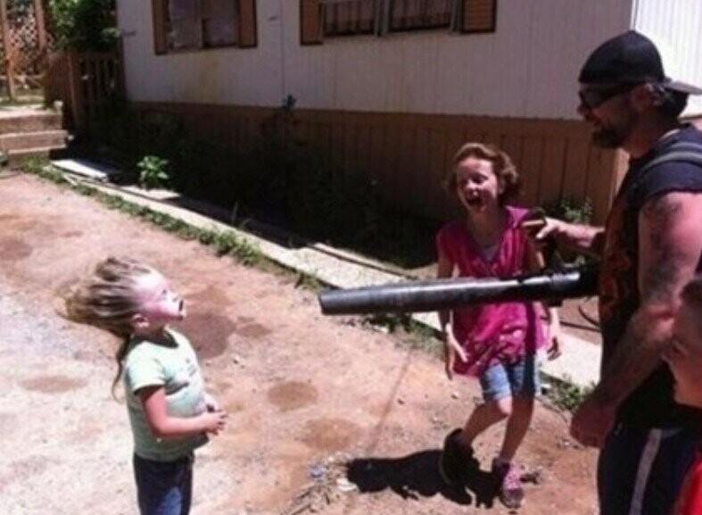 Photos Where Nobody Knows How to Use Power Tools