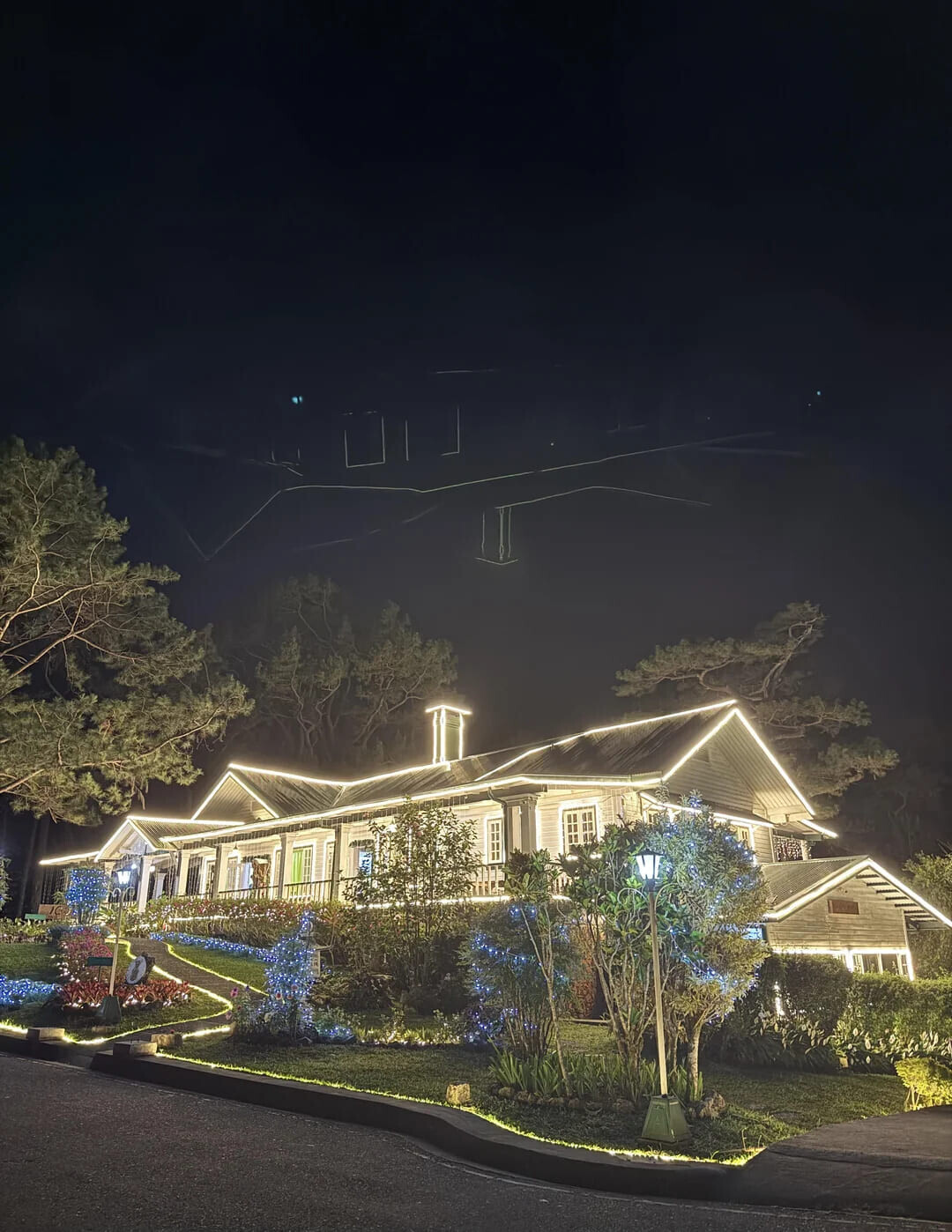 Cool & Interesting Christmas Things People Found