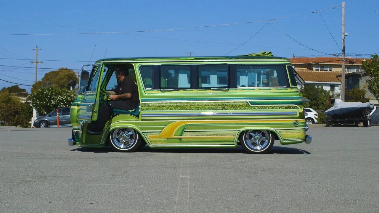 Classic Vans That Looked Like Rolling Bedrooms