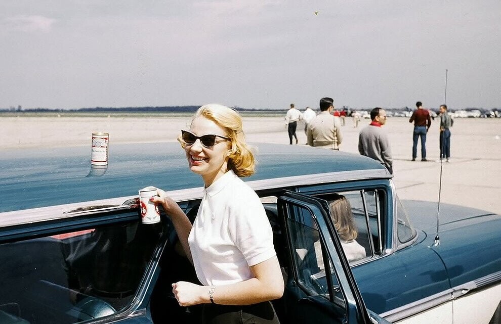 Photos That Deliver the American Dream’s Fake Promise