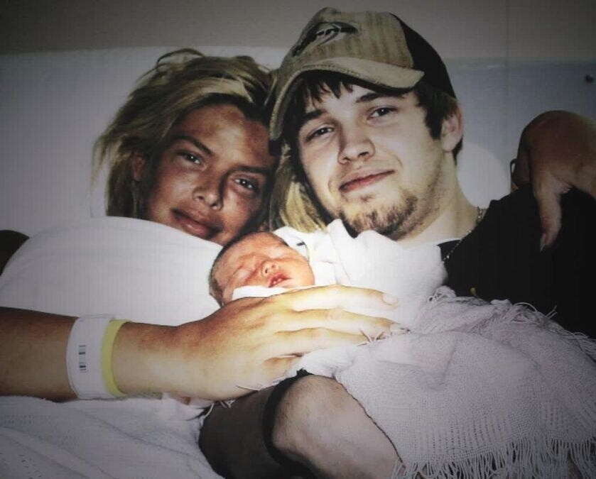 The Unique Life of Anna Nicole Smith in 20 Photos