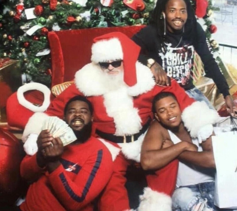 20 Photos from if the Grinch Stole Christmas