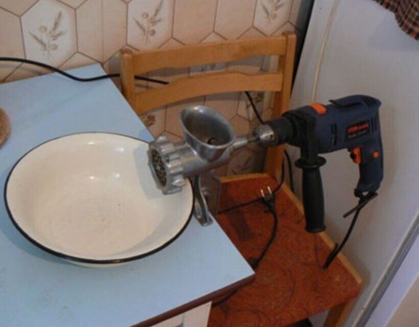 Photos Where Nobody Knows How to Use Power Tools