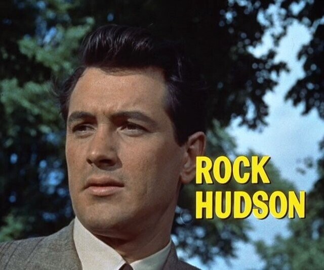 20 Old School Actors Looking Buff and Cool